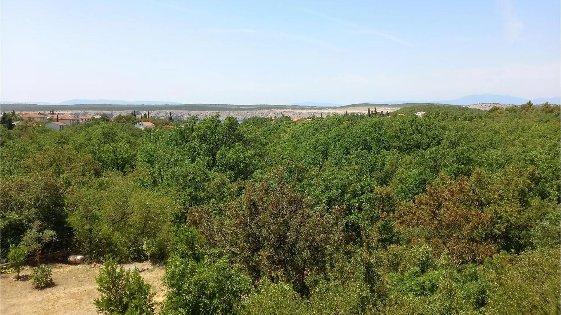 2 Bedroom Lovely Apartment In Jadranovo